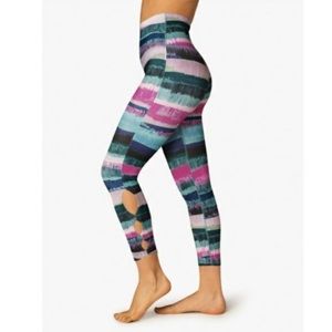 BEYOND YOGA HALF MOON MULTICOLORED LEGGING SIZE SMALL